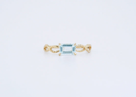 Aquamarine Lore Ring